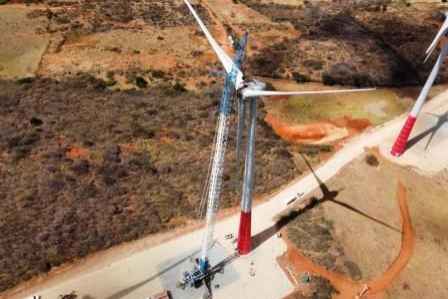 Inspecao com drone de turbina eolica cara